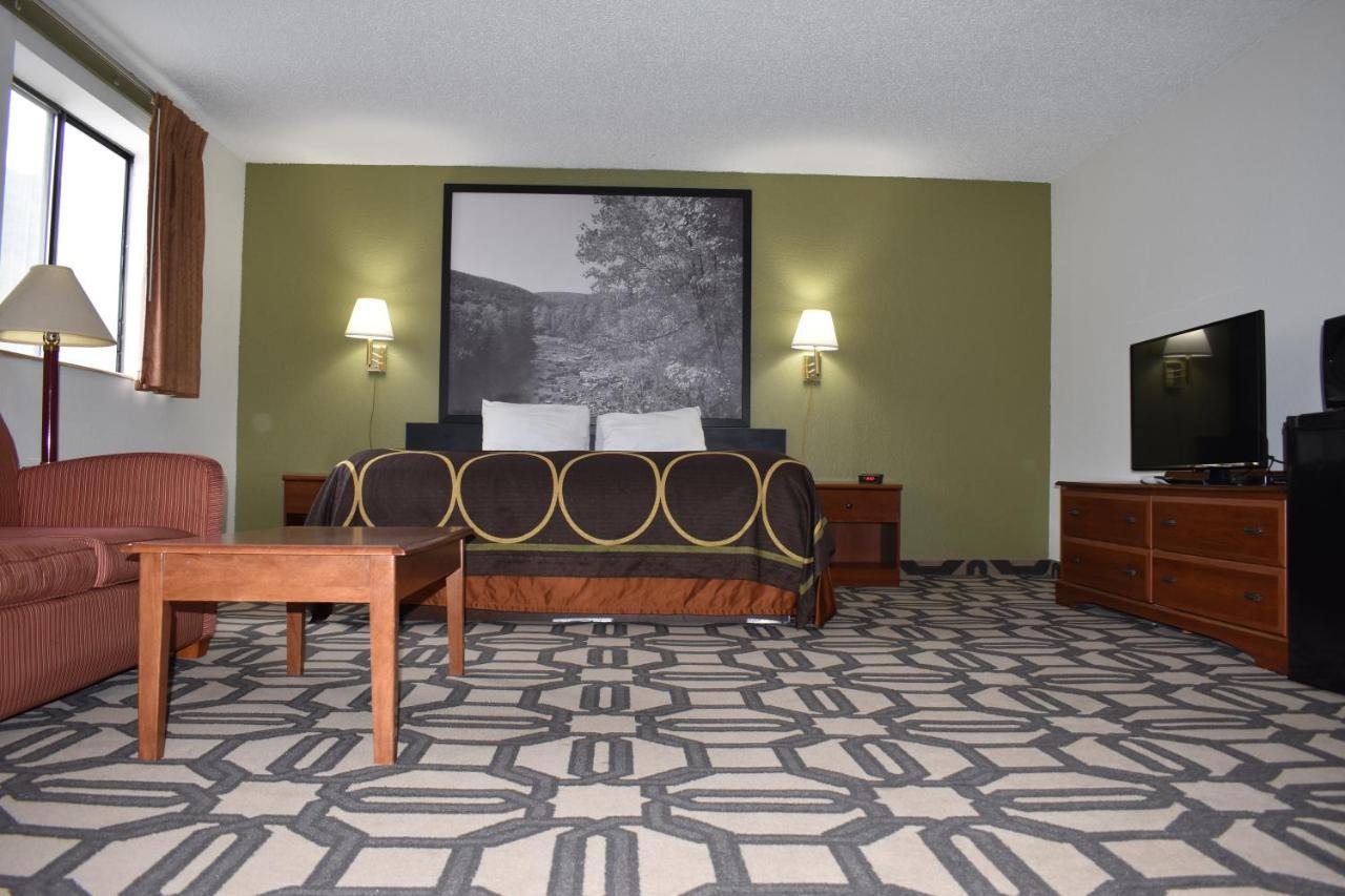 Super 8 By Wyndham La Vale/Cumberland Area Motel Exterior photo