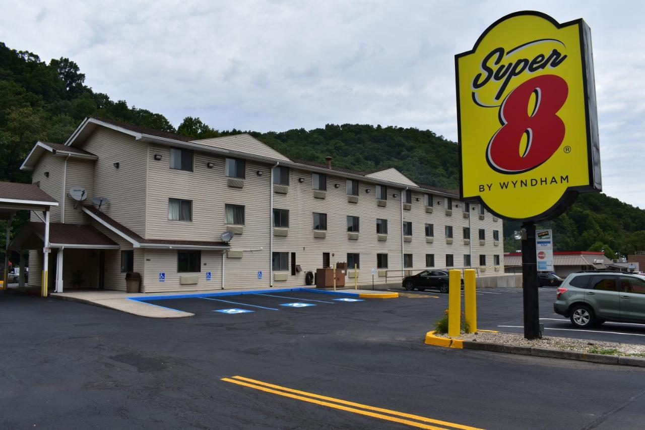 Super 8 By Wyndham La Vale/Cumberland Area Motel Exterior photo